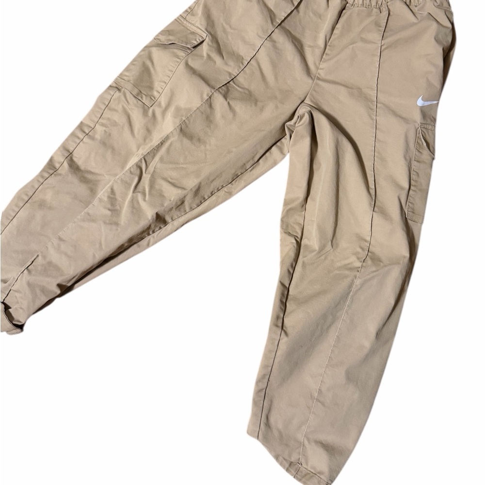 Nike Women Beige Cargo Pants